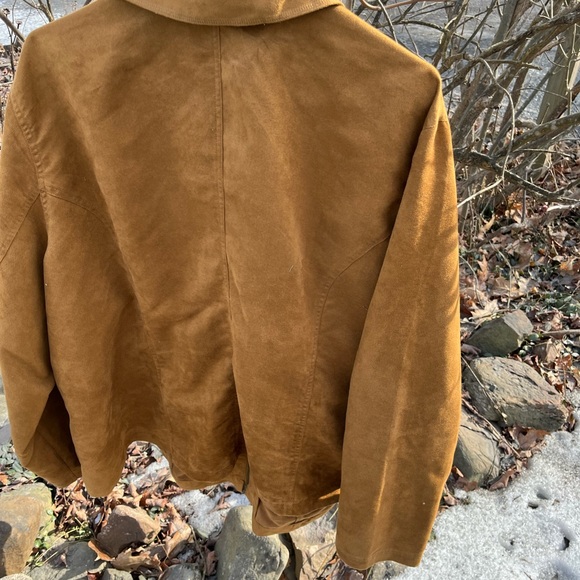 Essentials jacket - Picture 2 of 3